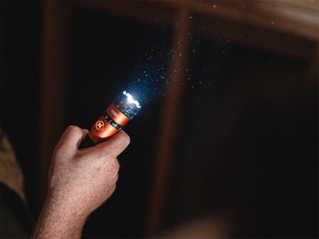 Nebo Master Series FL1500 LED zaklamp, IPX67, Li-Ion 18650 2600mAh