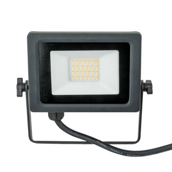 Showtec Aviano Tour 20W CCT LED Schijnwerper met instelbare kleurtemperatuur