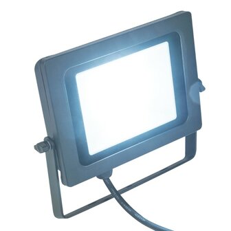 Showtec Aviano Tour 50W CCT LED Schijnwerper met instelbare kleurtemperatuur