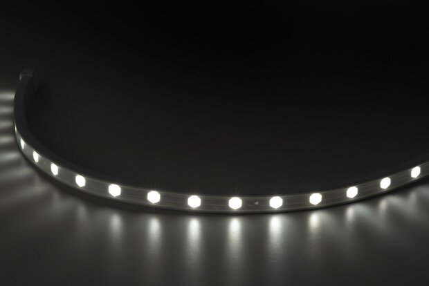 Artecta Pensacola 2700K Bande LED flexible blanc chaud de 10 m - 24 LED par mètre IP65