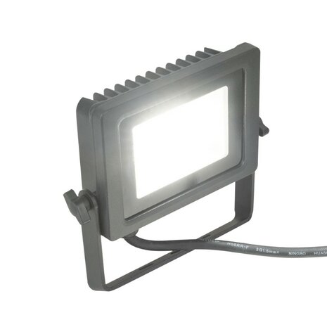 Showtec Aviano Tour 20W CCT LED Schijnwerper met instelbare kleurtemperatuur