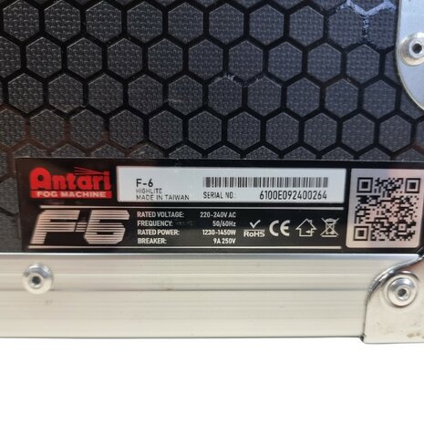 Antari F-6 Fazer 1450W pro stage fazer met flightcase