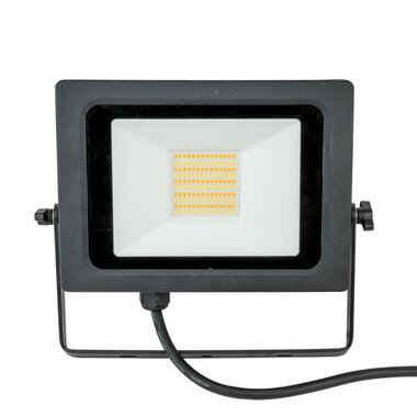 Showtec Aviano Tour 50W CCT Projecteur LED Floodlight avec température de couleur réglable